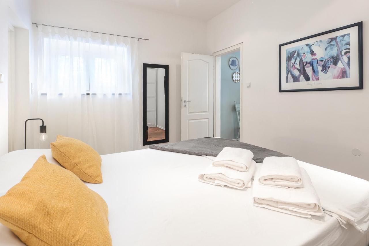 Apartment Feria 1 Opatija Bagian luar foto