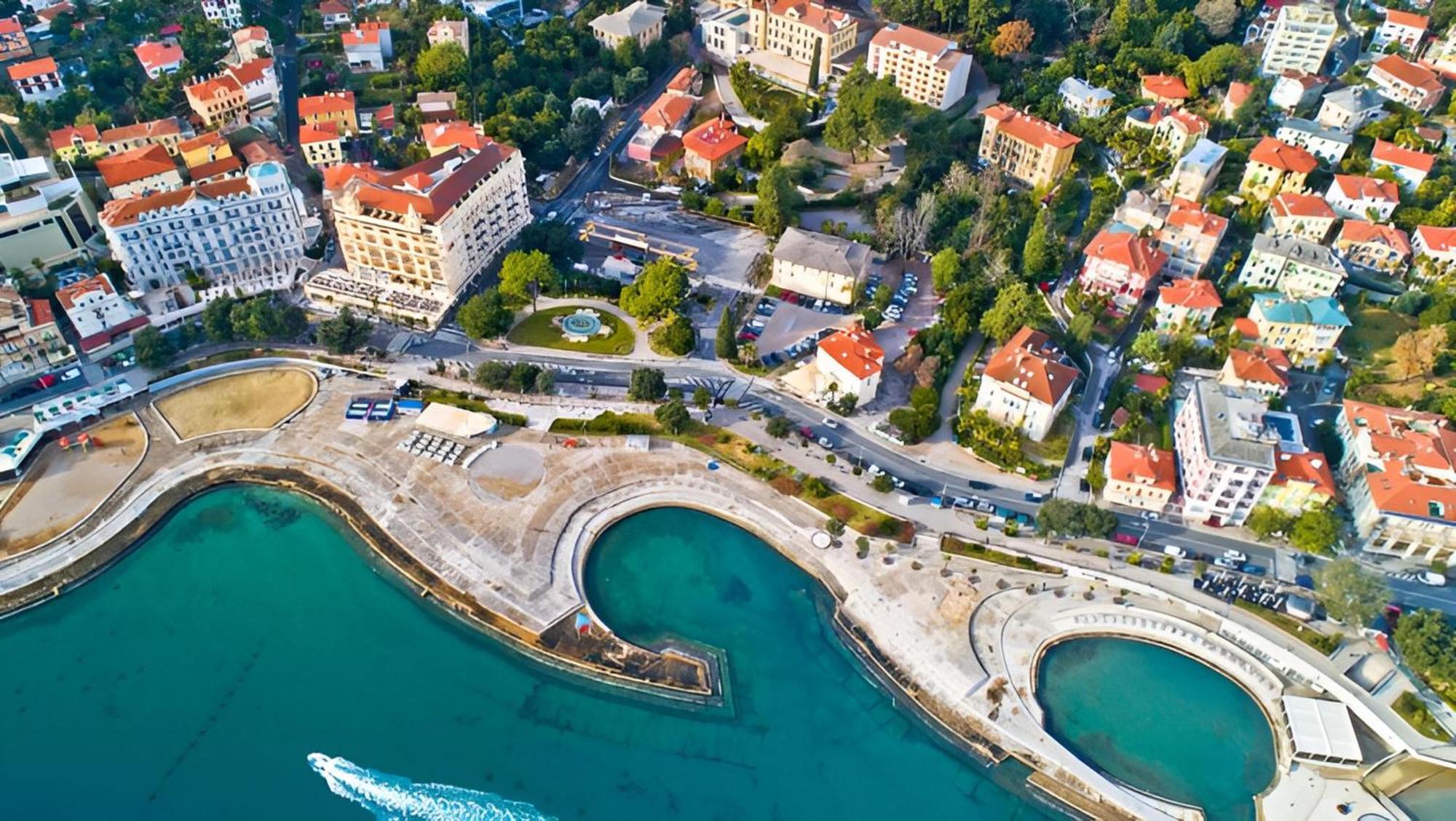 Apartment Feria 1 Opatija Bagian luar foto